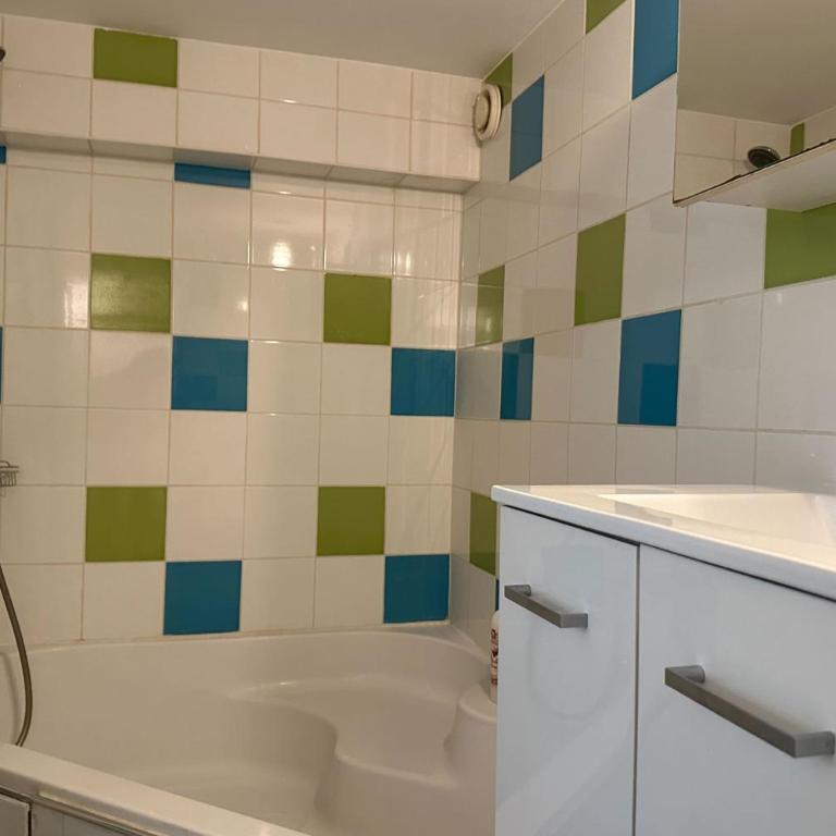Spacious duplex near the city center of Cannes - Apartamento - 24