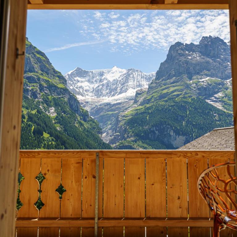 Boutique Hotel Panorama Grindelwald - Superior Zimmer mit Bergblick - 2