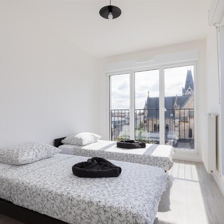 Paris Center & Eurostar 20 min, duplex 9 p, rooftop, 2 bathrooms, parking, - Appartamento - 12