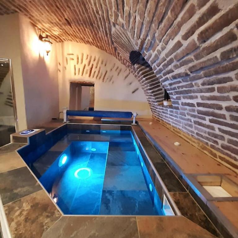 Studio et spa privatif Le Puits de la Grâce - Apartment mit 1 Schlafzimmer - 25