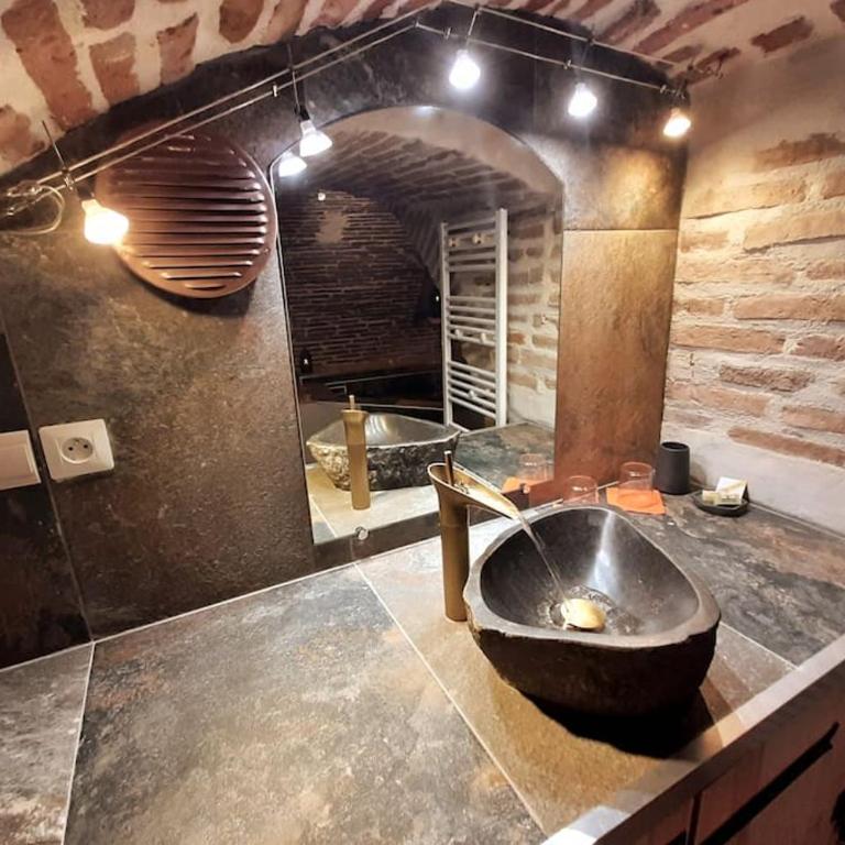 Studio et spa privatif Le Puits de la Grâce - Apartment mit 1 Schlafzimmer - 32