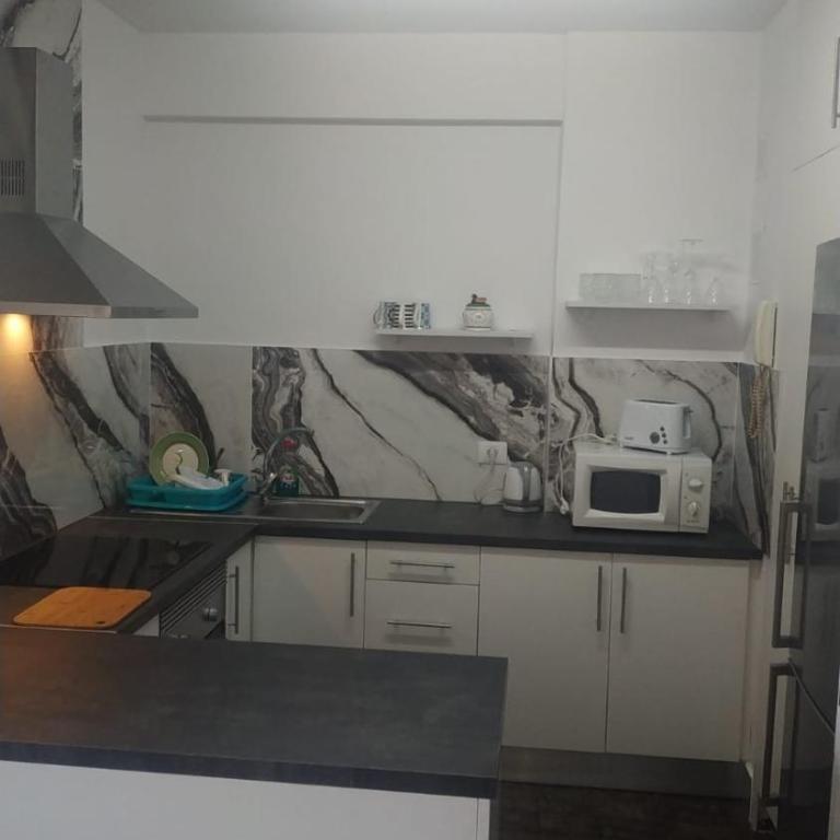 Alquiler en el puerto de los cristianos - Apartamento de 2 dormitorios - 9