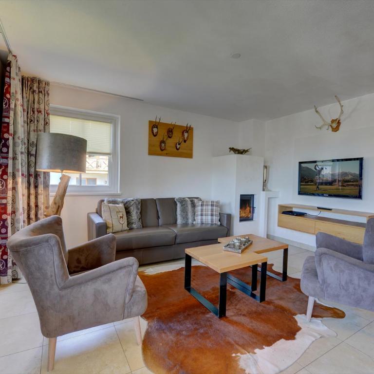 Residenz an der Burg by Kaprun Rentals - Apartment mit 2 Schlafzimmern, einem Balkon und Bergblick - 2