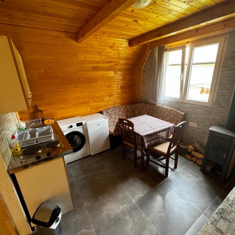 Apartman Jezera Village 2 - Kuća sa 1 Spavaćom Sobom - 5