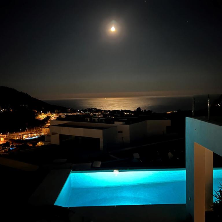 Villa BuenaVista Hills - Sea View - Infinity Pool - Parking - Grill - Deluxe Villa - 15