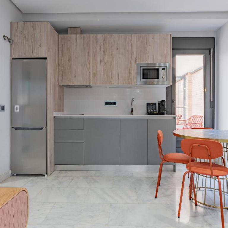 Smartr Madrid Las Ventas - One-Bedroom Apartment with Patio - 2