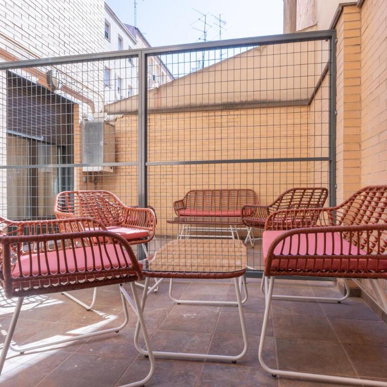Smartr Madrid Las Ventas - One-Bedroom Apartment with Patio - 7