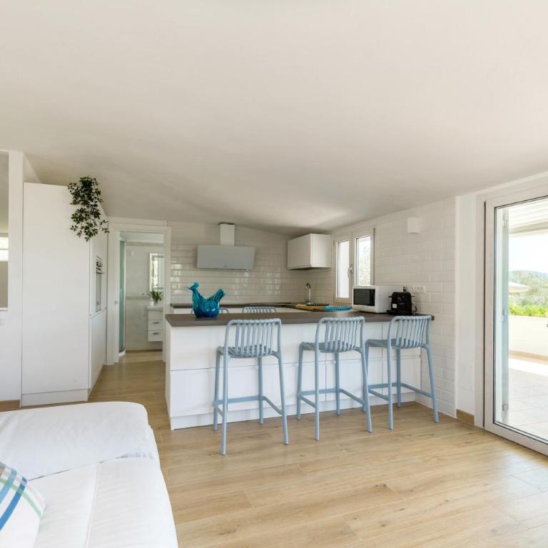 Villa Angelina con piscina e giardino privato a pochi passi dalla Spiaggia di Campus - Villa con 3 Camere da Letto - 14