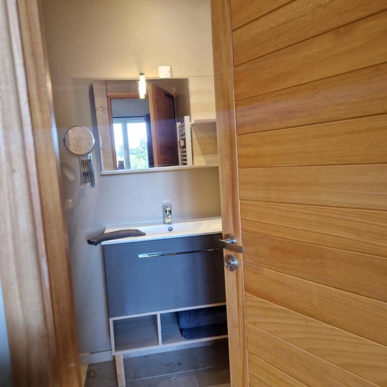le mazet de LOÏS - Maison 1 Chambre - 9