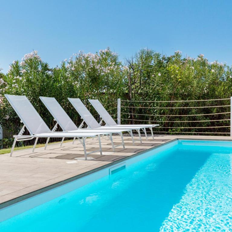 Villa Angelina con piscina e giardino privato a pochi passi dalla Spiaggia di Campus - Villa con 3 Camere da Letto - 33