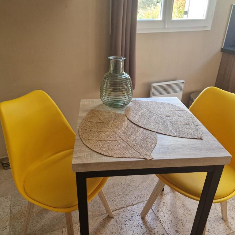 le mazet de LOÏS - Maison 1 Chambre - 10