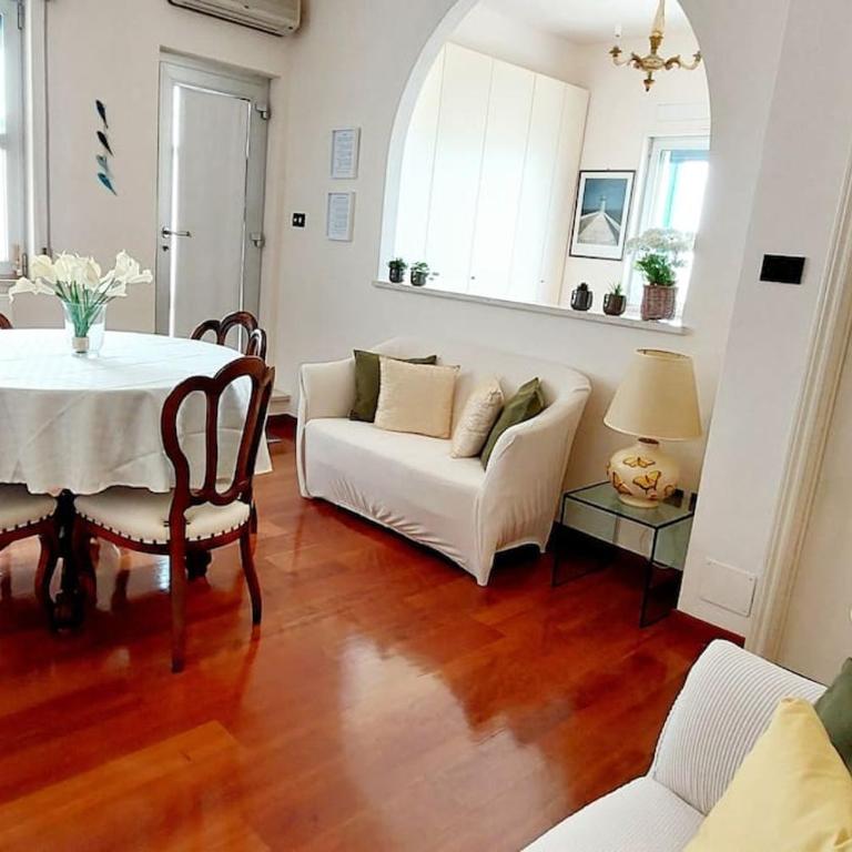 Attico sul mare al 30esimo piano - Appartamento con 1 Camera da Letto - 11