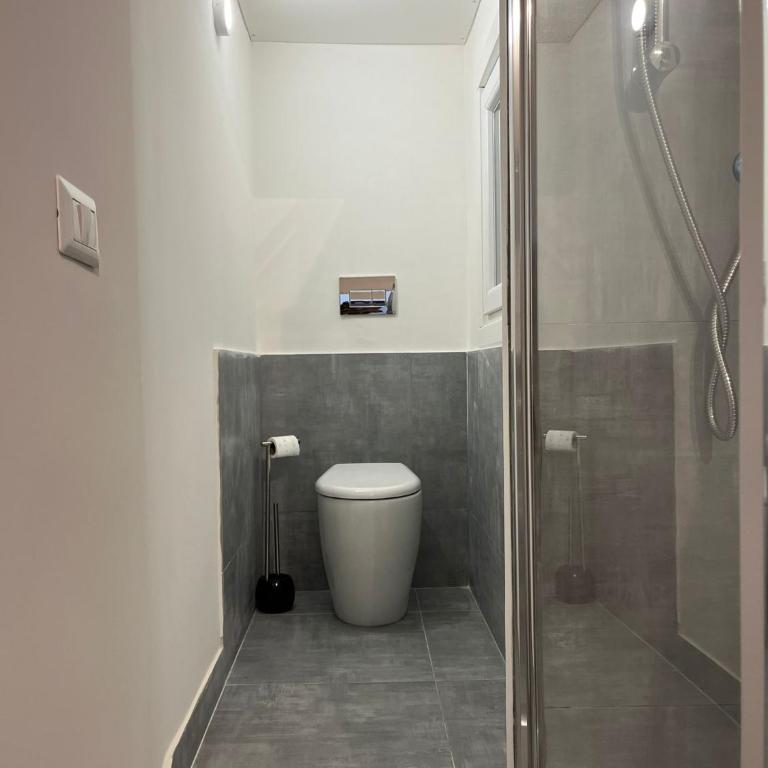Colosseo Living Suites - Double Room with Park View - 12