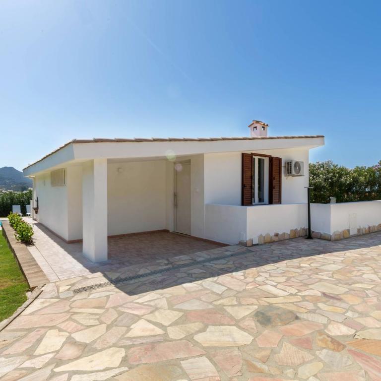 Villa Angelina con piscina e giardino privato a pochi passi dalla Spiaggia di Campus - Villa con 3 Camere da Letto - 30