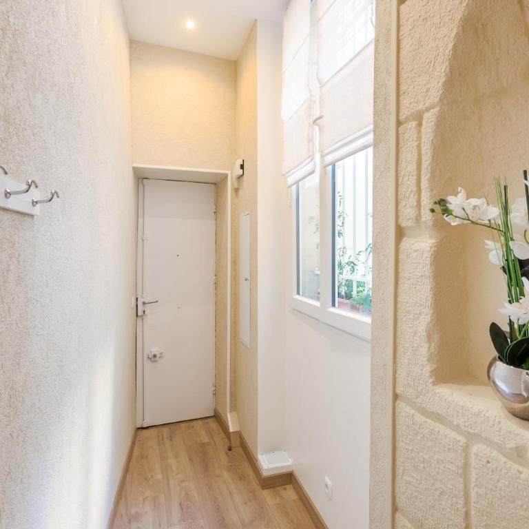 Marais Saint Paul Ecouffes with AC - Appartement Standard - 13
