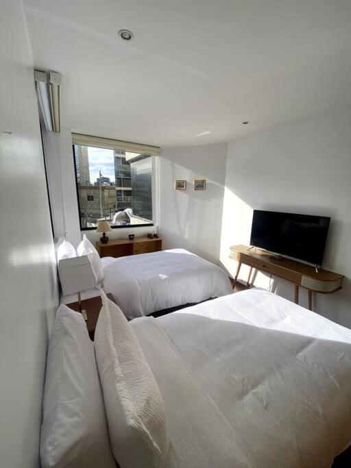 Dept San Francisco by Encantadas - Two-Bedroom Apartment with View - 7