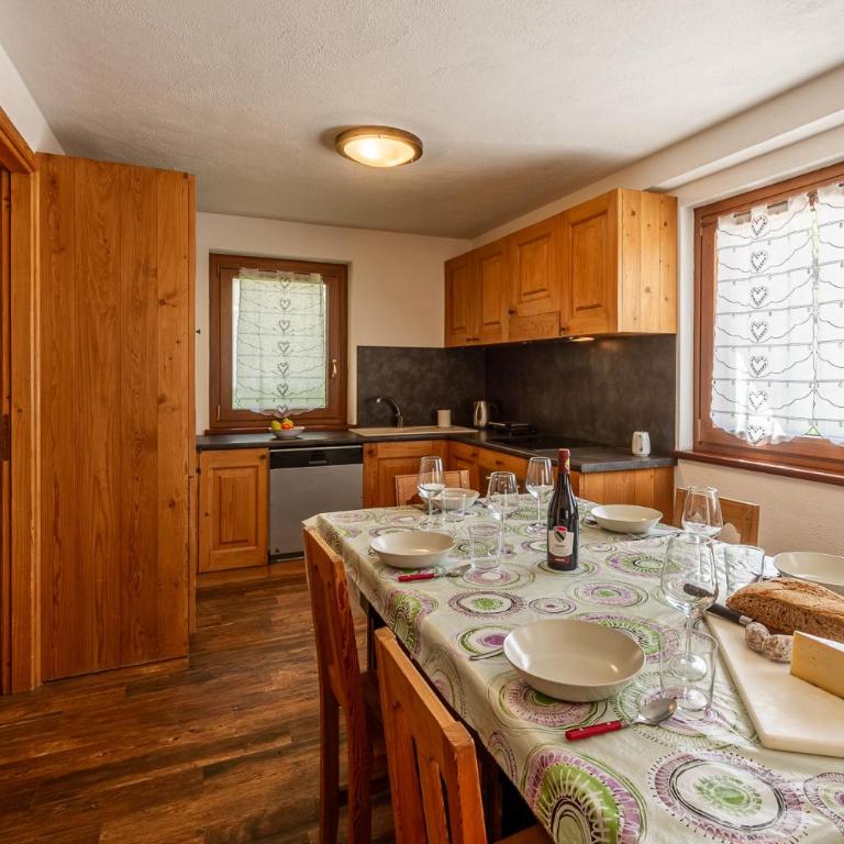 CHALET PONTAL 11 - Relax e vista sulle montagne - COUR 0154 - Appartamento Superior con 3 Camere da Letto - 5