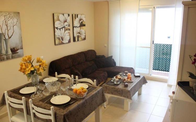 Precioso adosado complejo residencial con piscina - Apartamento de 2 dormitorios - 4