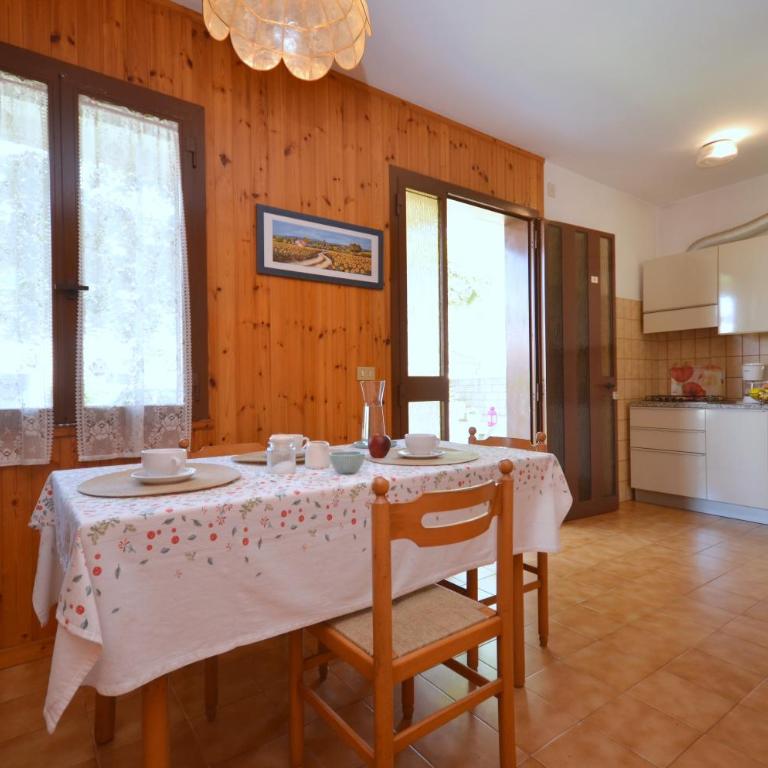 Villa Marina - Two-Bedroom Apartment - 10