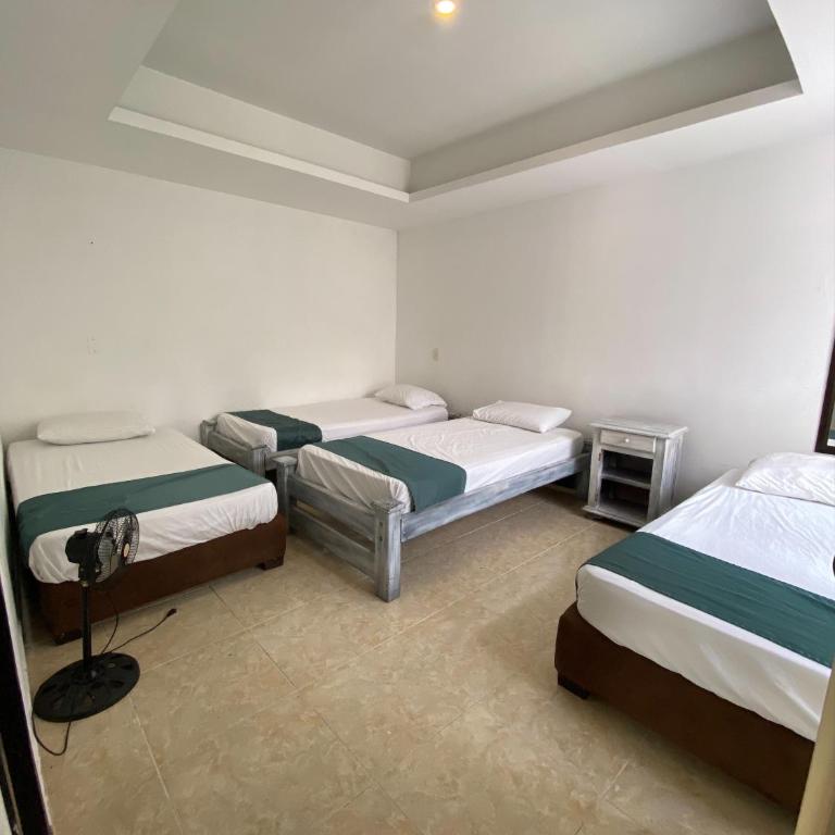 hotel turqueza inn - Habitación Familiar Estándar - 3