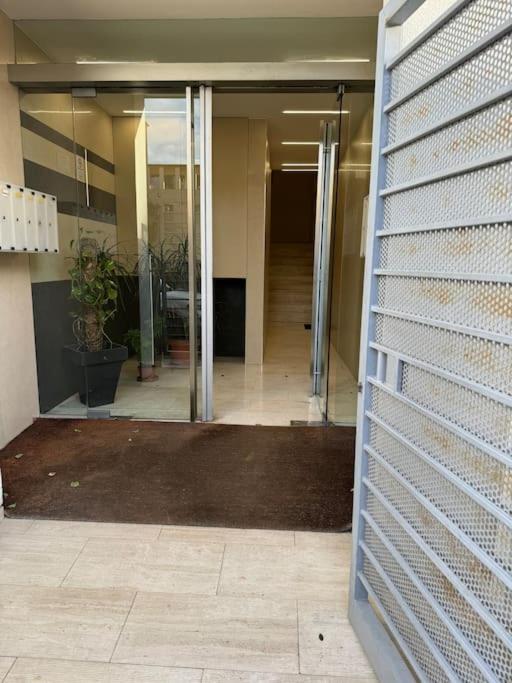 Modern Apartment Giovanni Square IUN Q6922 - Two-Bedroom Apartment - 48
