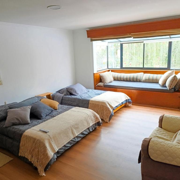 Hostal Mochiliers Bed and Breakfast - Double Room - 3