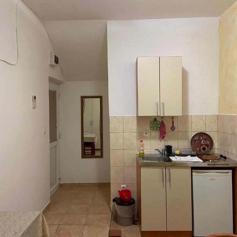 Studio sobe Nena - Apartman sa 1 Spavaćom Sobom - 6