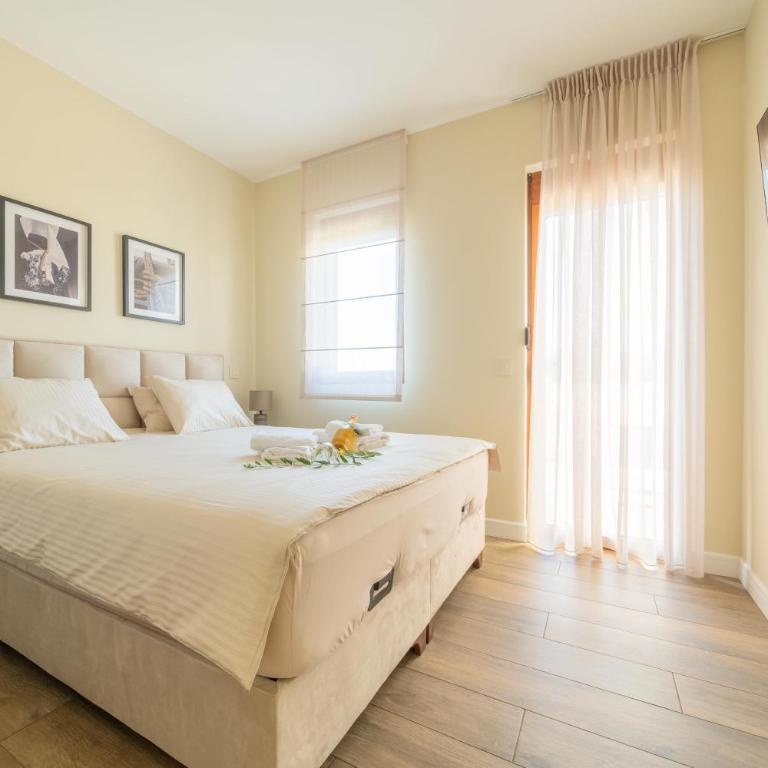 Bradasevic Apart Resort Tivat lux - Deluxe Apartment - 16
