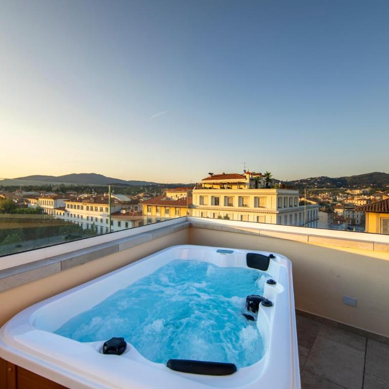 Penthouse with Terrace over Florence - Appartamento con 2 Camere da Letto - 33