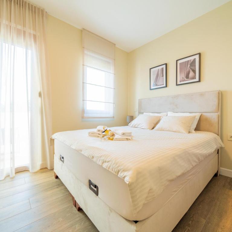 Bradasevic Apart Resort Tivat lux - Deluxe Apartment - 15