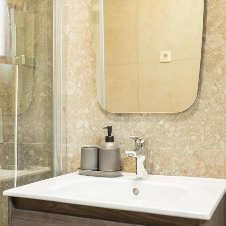 Bradasevic Apart Resort Tivat lux - Deluxe Apartment - 38