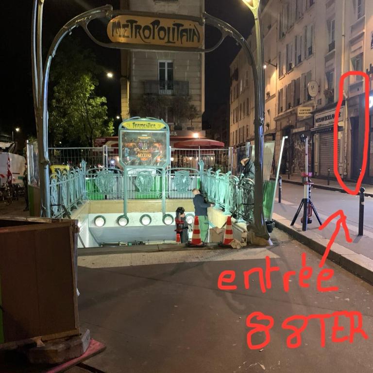 STUDIO CŒUR VIEUX PARIS. Pied du métro.Tout équipé - Apartamento de 1 dormitorio - 14