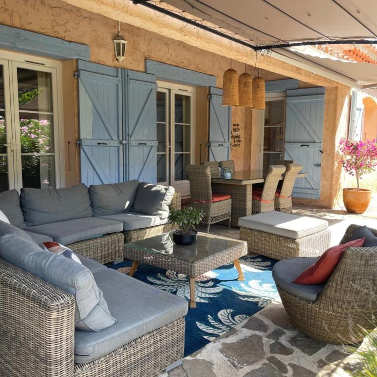 La Borréliane - Chambre Double - Vue sur Piscine - 8