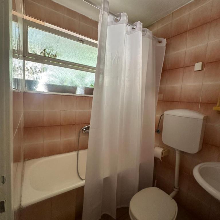 ASTAKOS apartments Budva - Standard Triple Room - 6