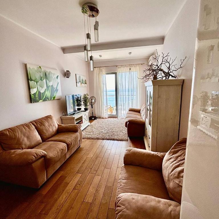 Romantic Hillside Escape Sea View and Infinity Pool - Apartman s 1 Spavaćom Sobom, Balkonom i Pogledom na More - 15