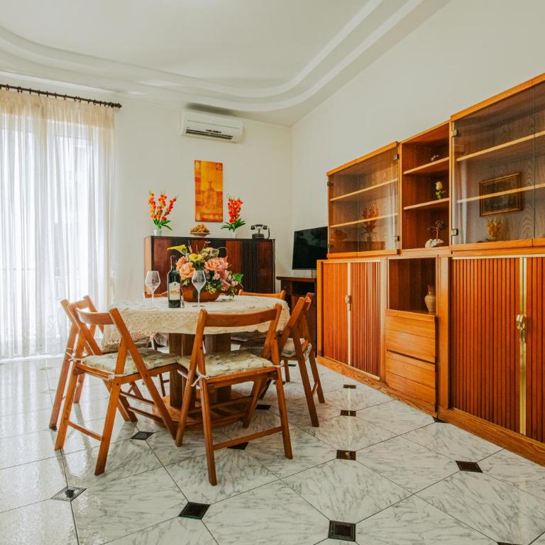 Regina's Apartment - Casa con 3 Camere da Letto - 3