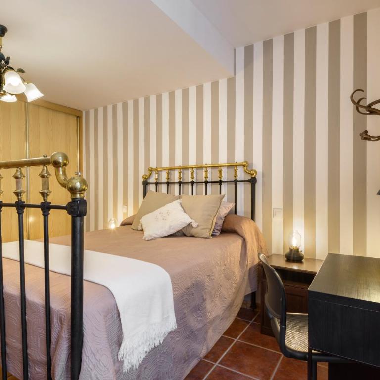 Amplio apartamento de montaña con terraza y WiFi - Two-Bedroom Apartment - 2