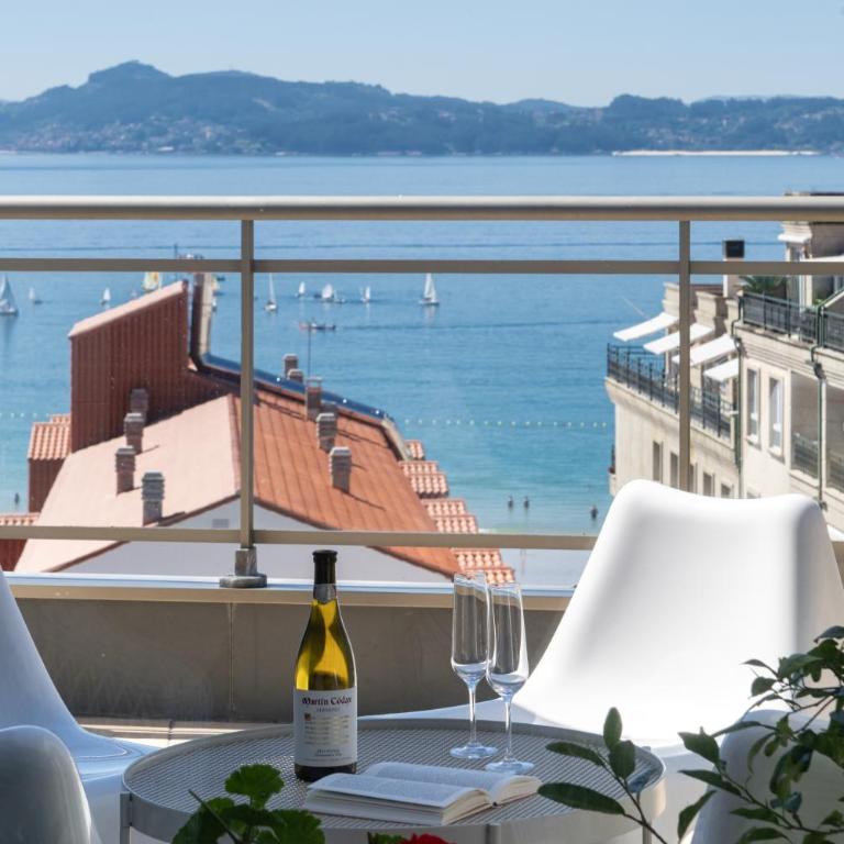 ÁTICO DE LUX SANXENXO - Apartamento de 3 dormitorios - 1