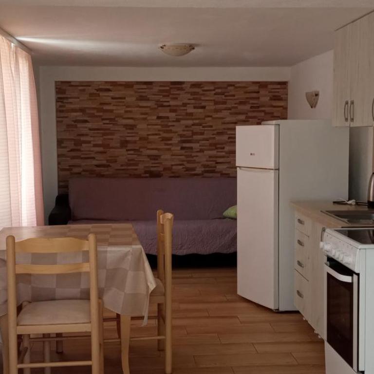 Apartmani Isabela sa vrtom - Apartman sa 2 Spavaće Sobe - 4