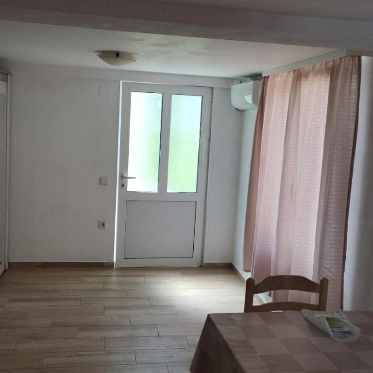 Apartmani Isabela sa vrtom - Apartman sa 2 Spavaće Sobe - 5
