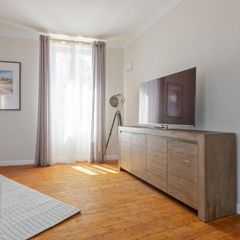 Les Suites de la Cathédrale - Appartamento con 2 Camere da Letto e Balcone - 7