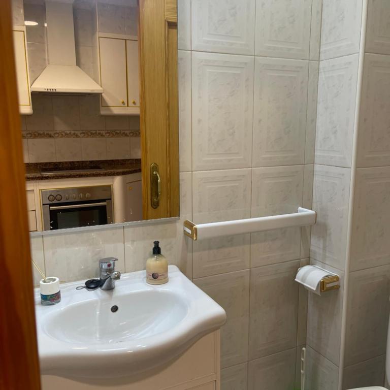 Casa JUANES - Three-Bedroom House - 2