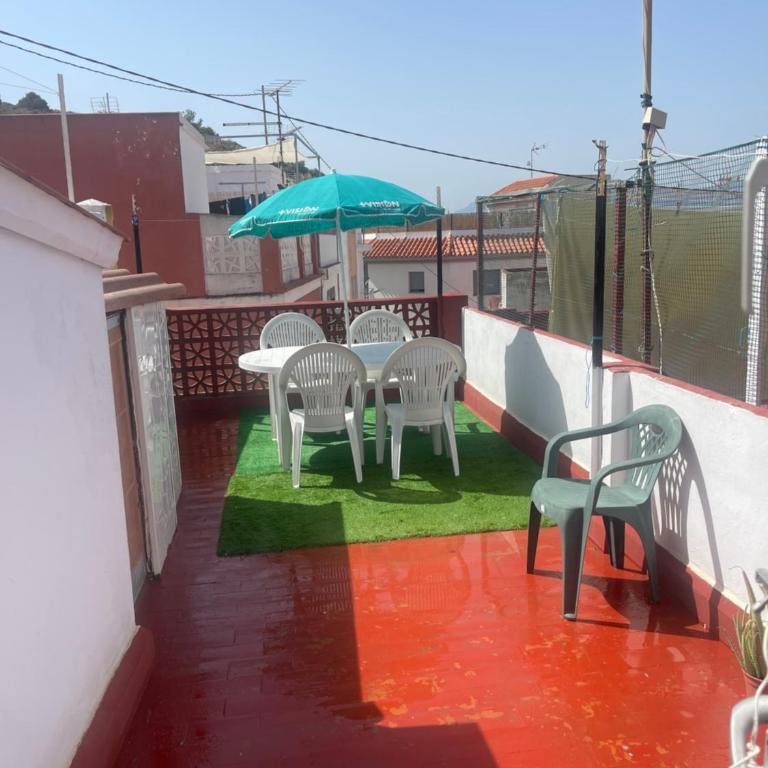 Casa JUANES - Three-Bedroom House - 9