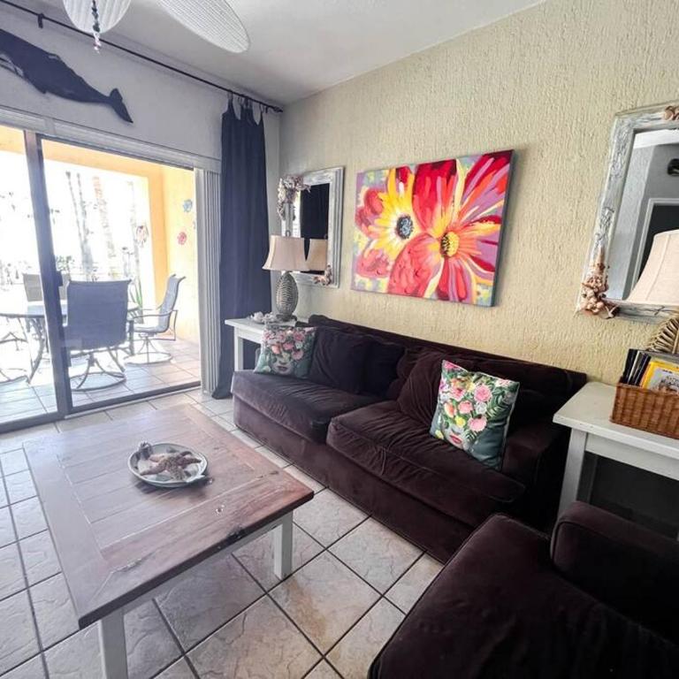 Sandy Beach Princesa D107 Ocean Front Resort - Two-Bedroom Apartment with Sea View - 12