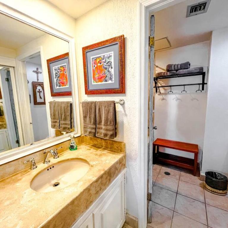 Sandy Beach Princesa D107 Ocean Front Resort - Two-Bedroom Apartment with Sea View - 35