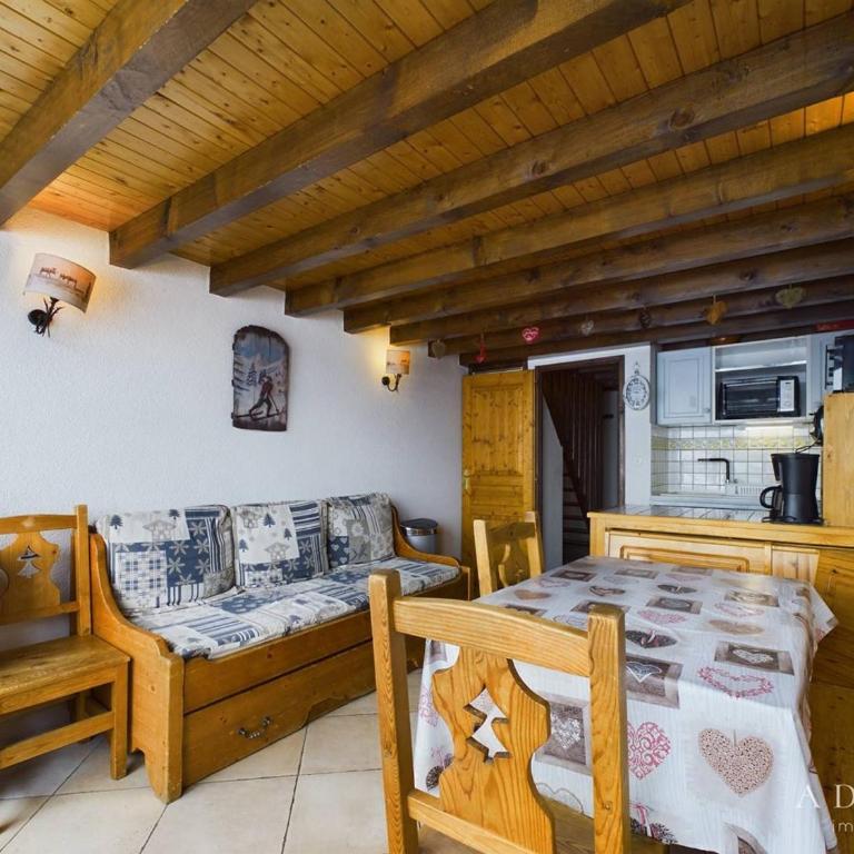 Appartement 6/7 pers. au pied des pistes, proche commerces, balcon sud, parking inclus - FR-1-398-558 - Appartement (6 Adultes) - 1