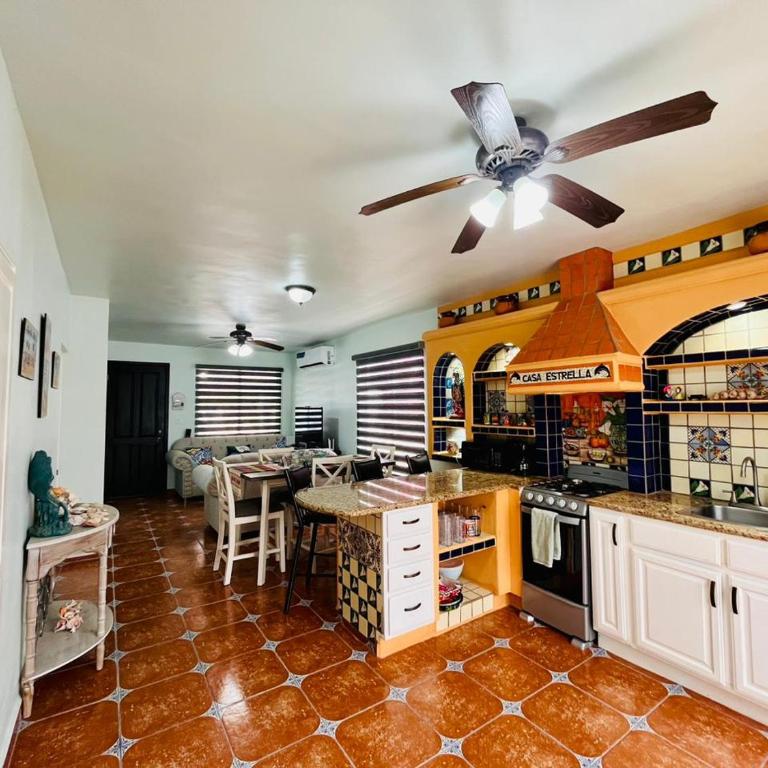 Exclusive! cozy star house Great price - Two-Bedroom House - 32