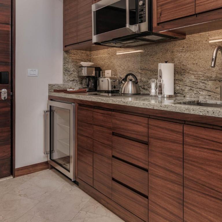 Oceanfront Chic Retreat Studio-Golf-Spa-Jacuzzi & more! - Apartamento de 3 dormitorios - 61