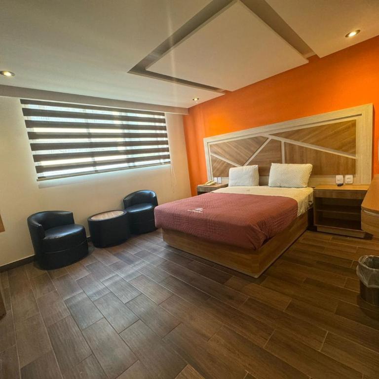 Hotel Moctezuma La Villa - Twin Room with Private Bathroom - 5
