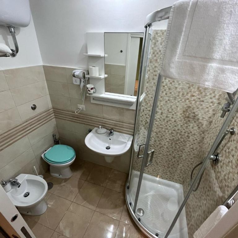 F.Rooms Napoli - Large Double or Twin Room - 3